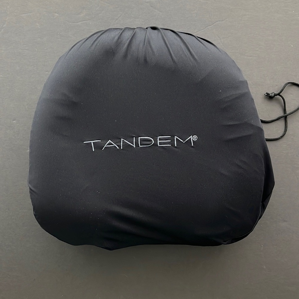 Tandem 3-in-1 Travel Pillow - Picture 10 of 13
